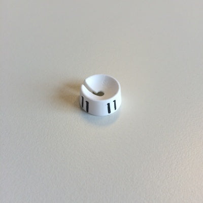 Klika -  MB wit/zwart 11 voor op kledinghanger