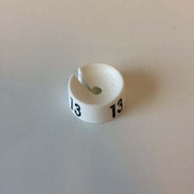 Klika - MB weiß/schwarz 13 für einen Kleiderbügel