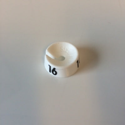 Klika -  MB wit/zwart 16 voor op kledinghanger