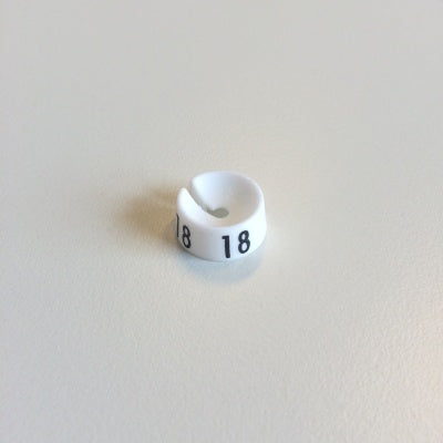 Klika - MB weiß/schwarz 18 für einen Kleiderbügel