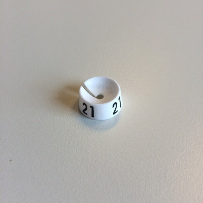 Klika -  MB wit/zwart 21 voor op kledinghanger