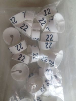 Klika -  MB wit/zwart 22 voor op kledinghanger