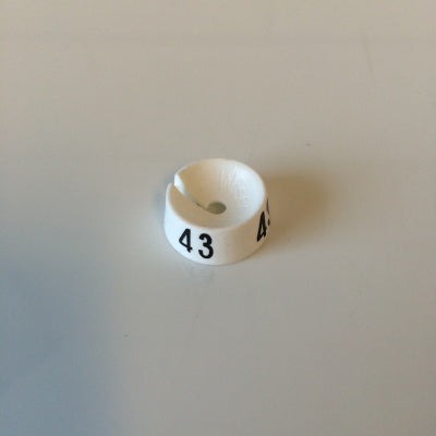 Klika - MB blanc/noir 43 à poser sur cintre