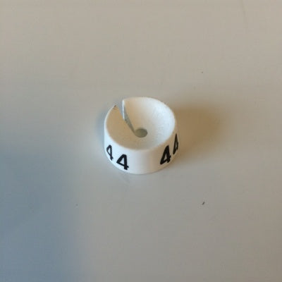 Klika - MB blanc/noir 44 à poser sur cintre