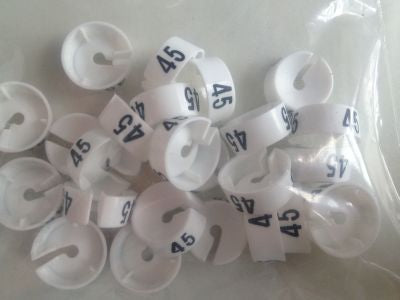 Klika -  MB wit/zwart 45 voor op kledinghanger