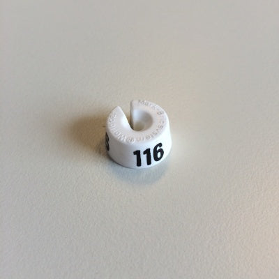 Klika -  MB wit/zwart 116 voor op kledinghanger