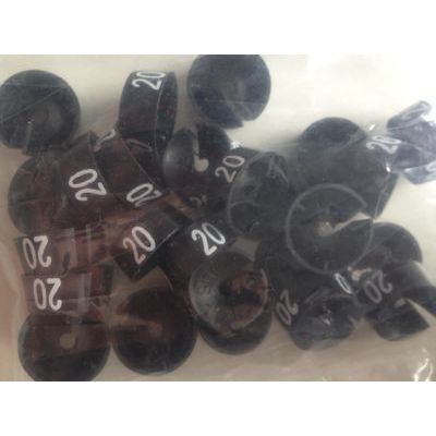 Klika - MB noir/blanc 20 pour sur cintre