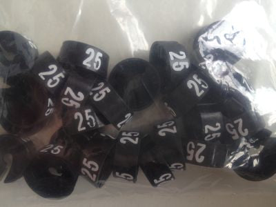 Klika - MB schwarz/weiß 25 für einen Kleiderbügel