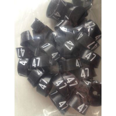 Klika - MB schwarz/weiß 47 für den Kleiderbügel