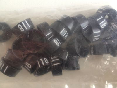 Klika -  MB zwart/wit 118 voor op kledinghanger