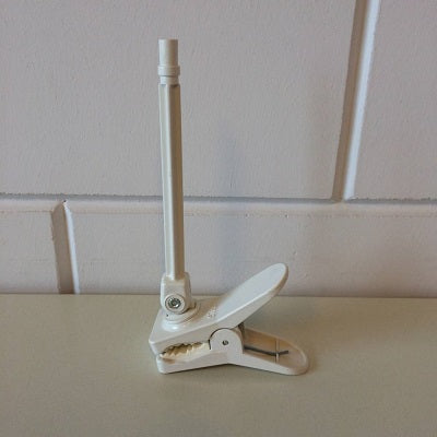 Klika - Pince avec tige 15 cm, couleur blanc