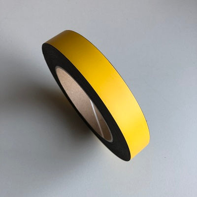 Klika -  Magneetband geel rol 10 meter breed 15mm