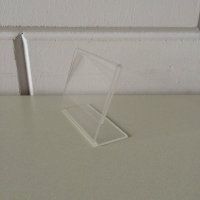 Klika -  L-standaard acryl bxh 80x60mm. Liggend