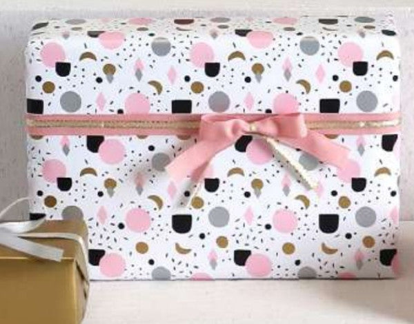 Klika - Papier d'emballage cadeau | 50 cm | 200m | 80gr/m² | Chiffres amusants | blanc/noir/rose