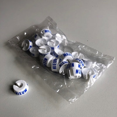 Klika - MB blanc/noir NEUF pour sur cintre 40 pièces
