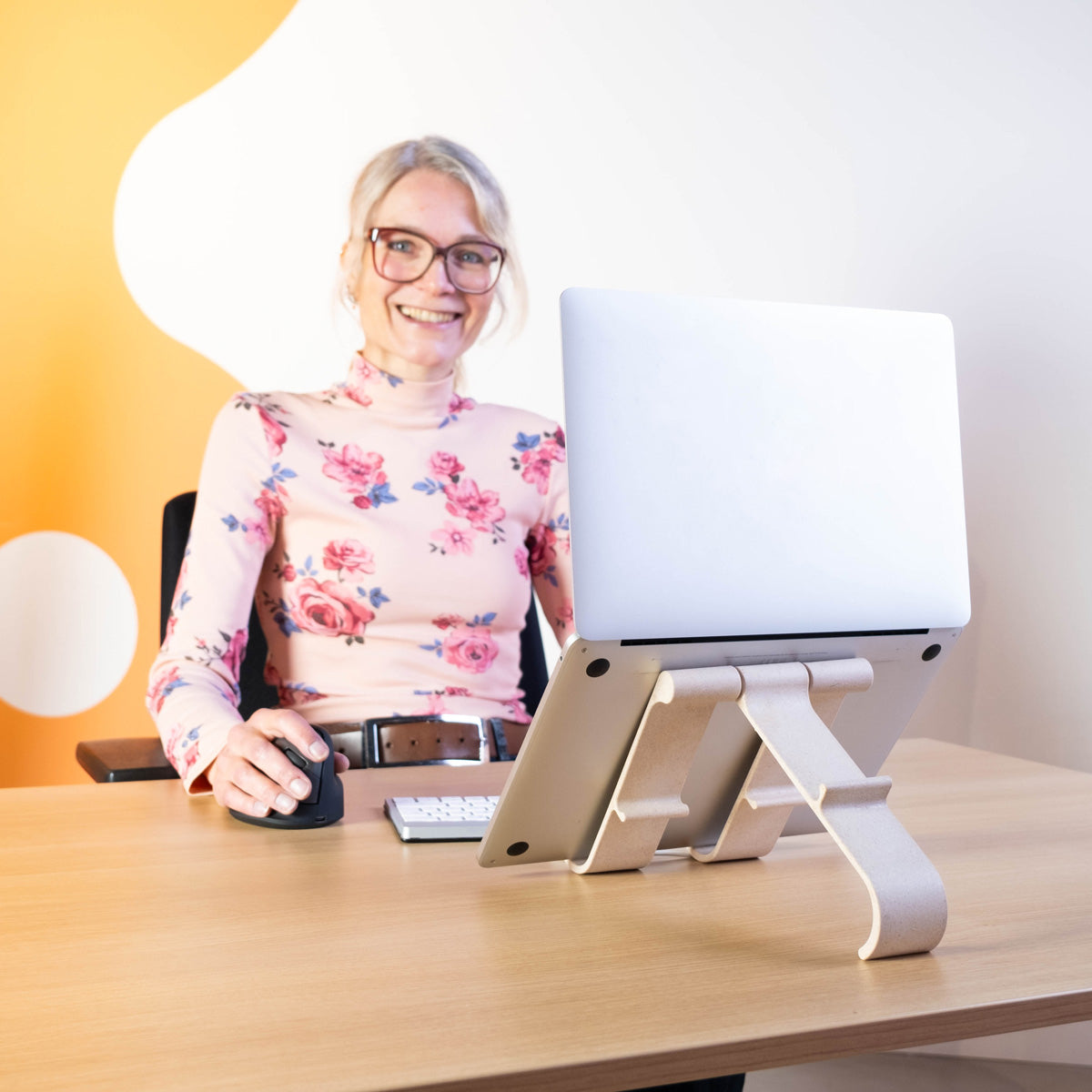 R-Go Tools -  Laptop- en tabletstandaard R-Go Treepod, ergonomisch en modulair, verstelbaar, biobased