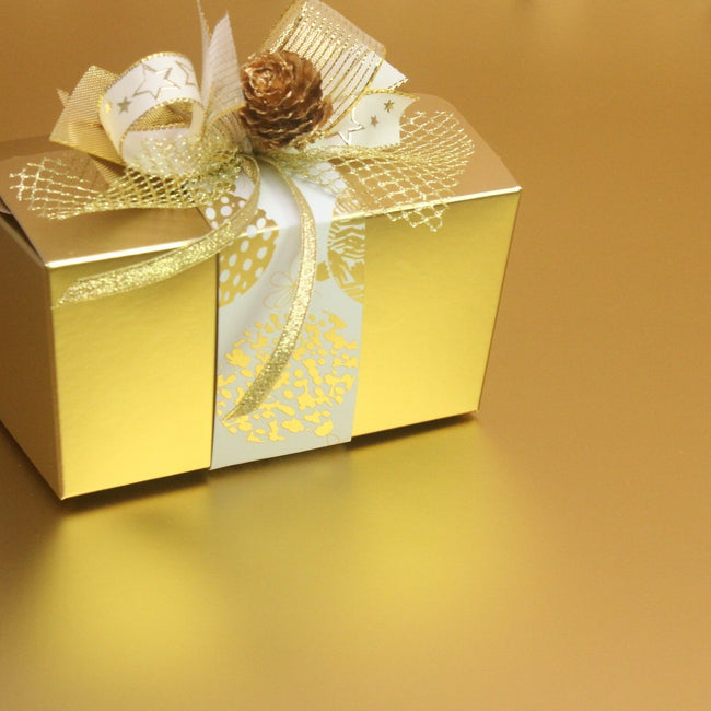 Bonbon doosjes - Chocolade doosje - Goud mat banderol Kerstbal - 24 stuks