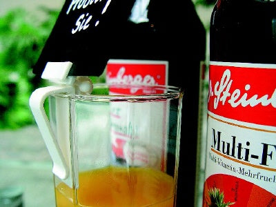 Klika - Mini-Kartenhalter mit Universalklemme weiß